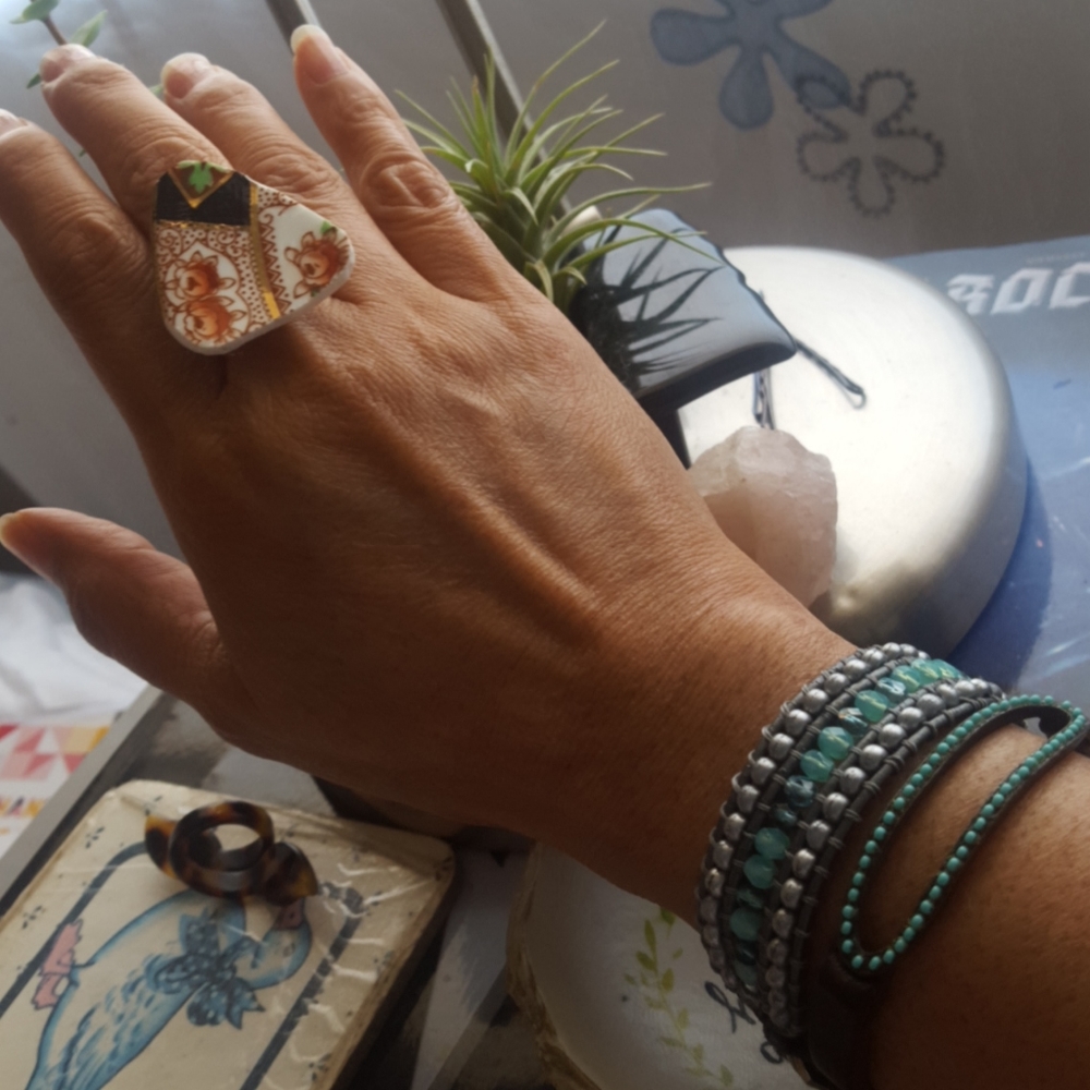 Adjustable Hand made Ceramic Ring - Picture 6 of 6